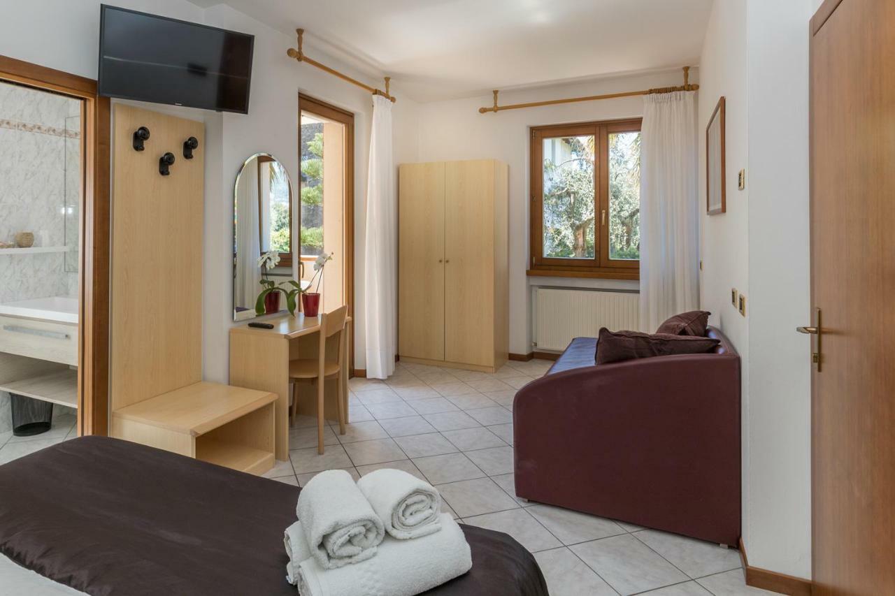B&B Casa Benamati By Kelly Malcesine Dış mekan fotoğraf